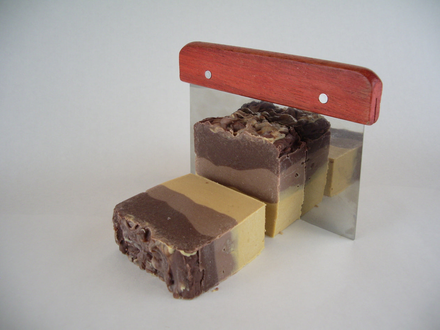 WOODEN SOAP CUTTER with straight & wavy steel blades