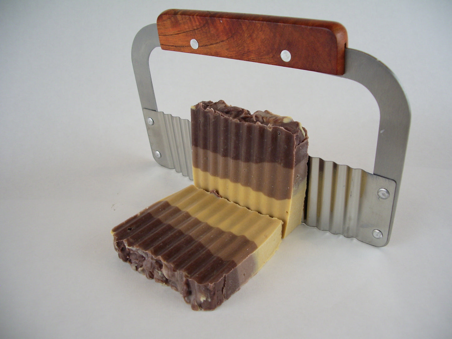 WOODEN SOAP CUTTER with straight & wavy steel blades