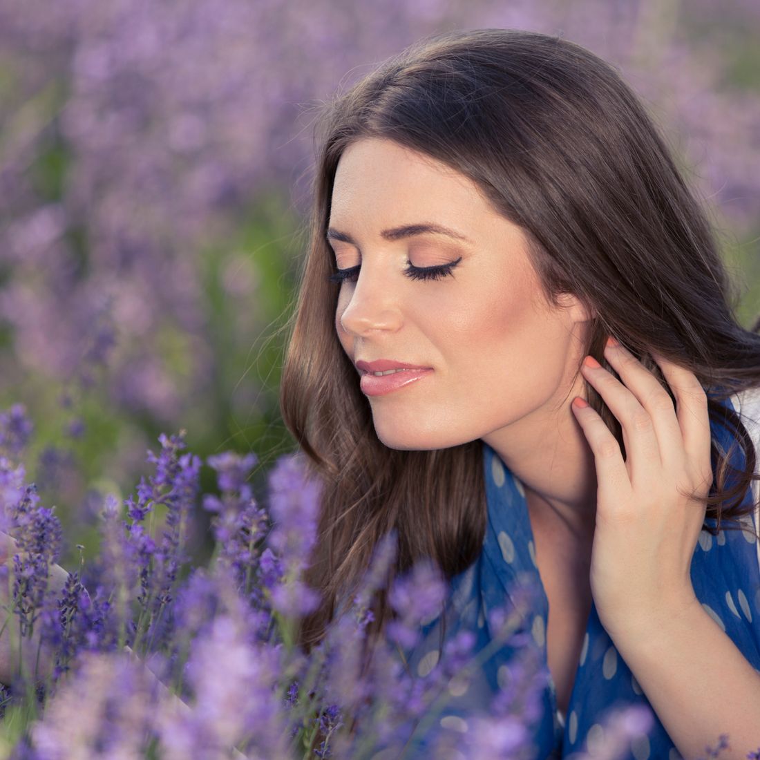 THE POWER OF SCENT: HOW FRAGRANCE CAN AFFECT YOUR EMOTIONS