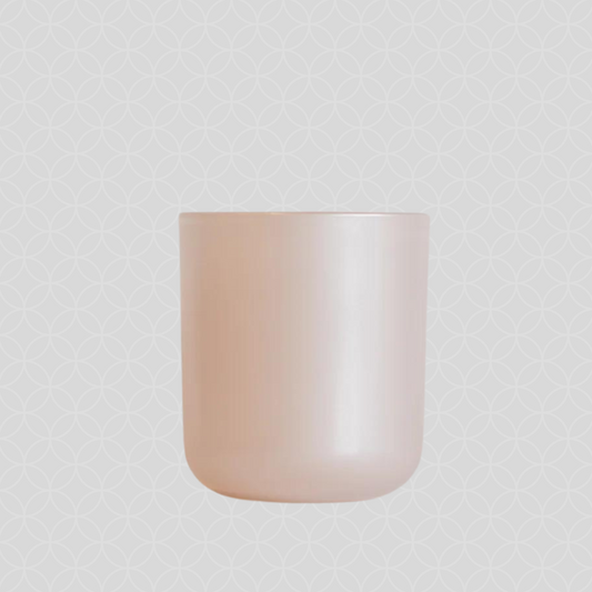 pearl white candle vessel