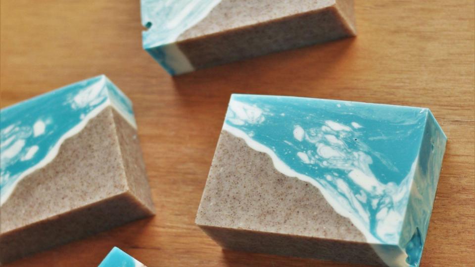 BEACH SCENE - ADVANCED SOAP MAKING WORKSHOP